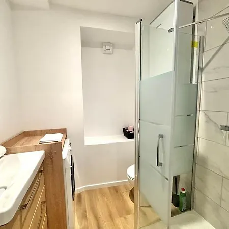 Le Pompery, A 500m Du Centre De